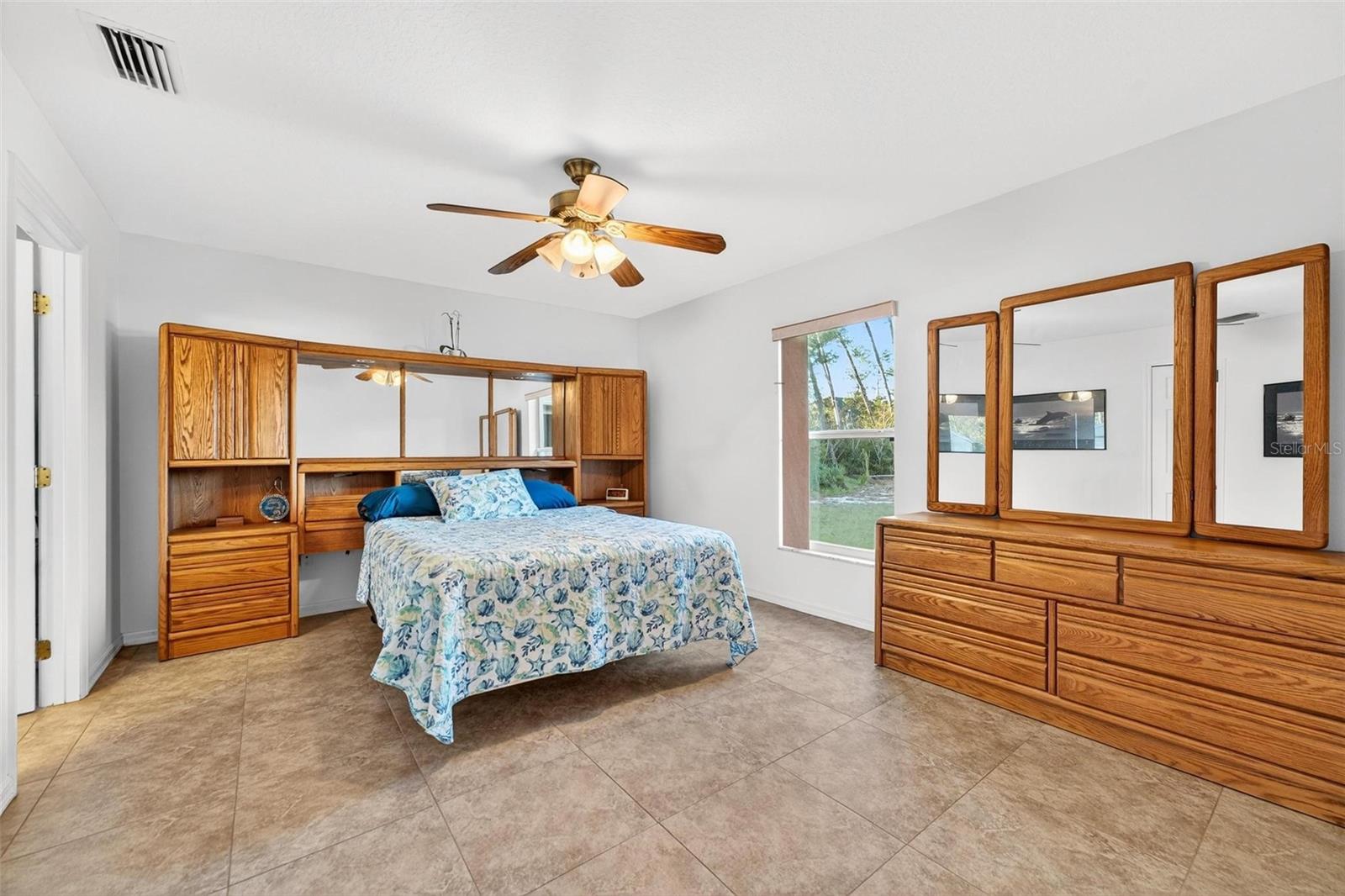 OCALA WATERWAY ESTATE - Residential