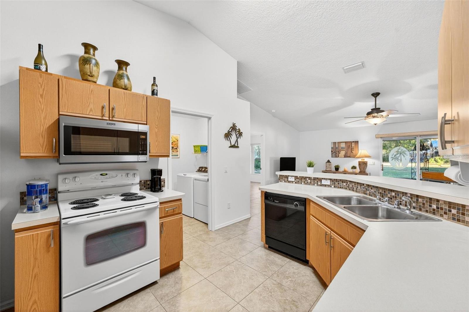 OCALA WATERWAY ESTATE - Residential