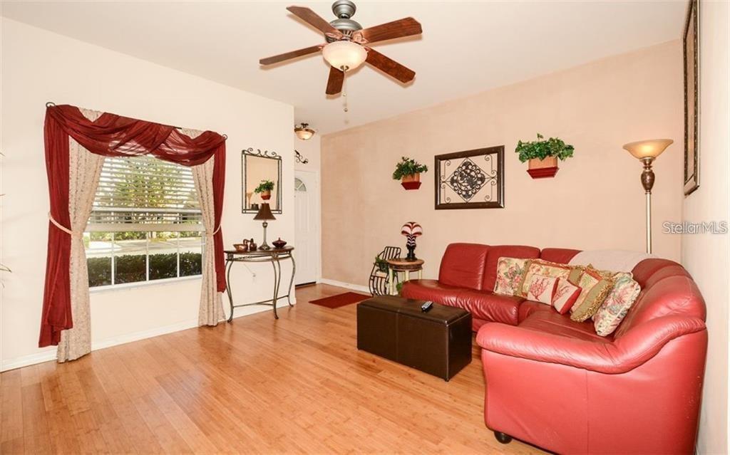 CAROLINA LANDINGS AT UNIV PLACE CONDO B - Residential Lease