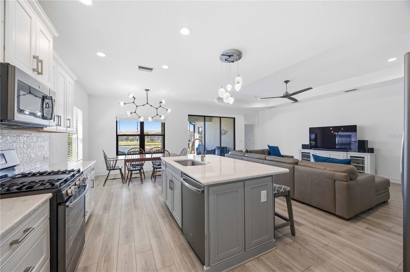 MILANO-PH 2-REPLAT - Residential