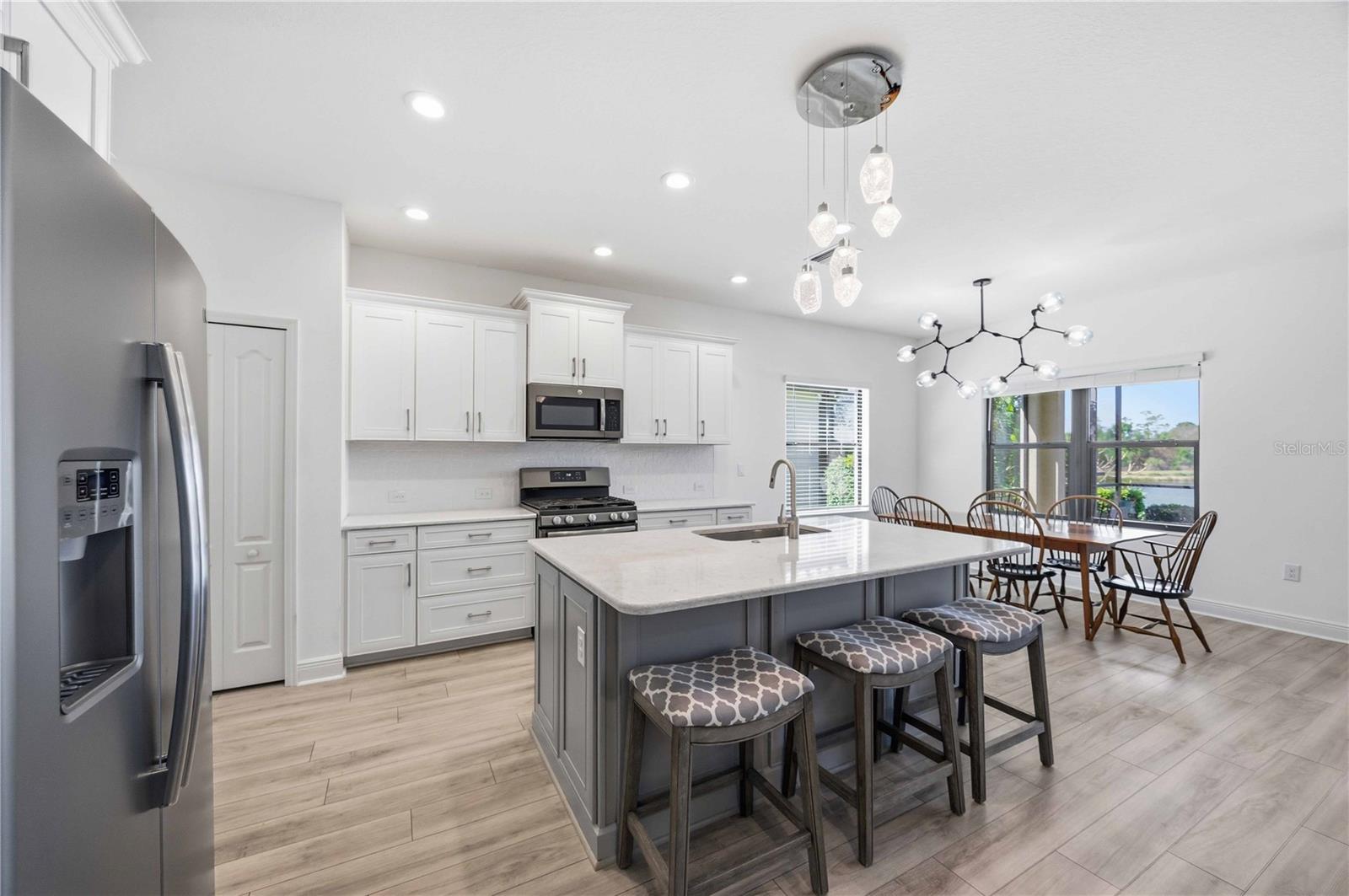 MILANO-PH 2-REPLAT - Residential