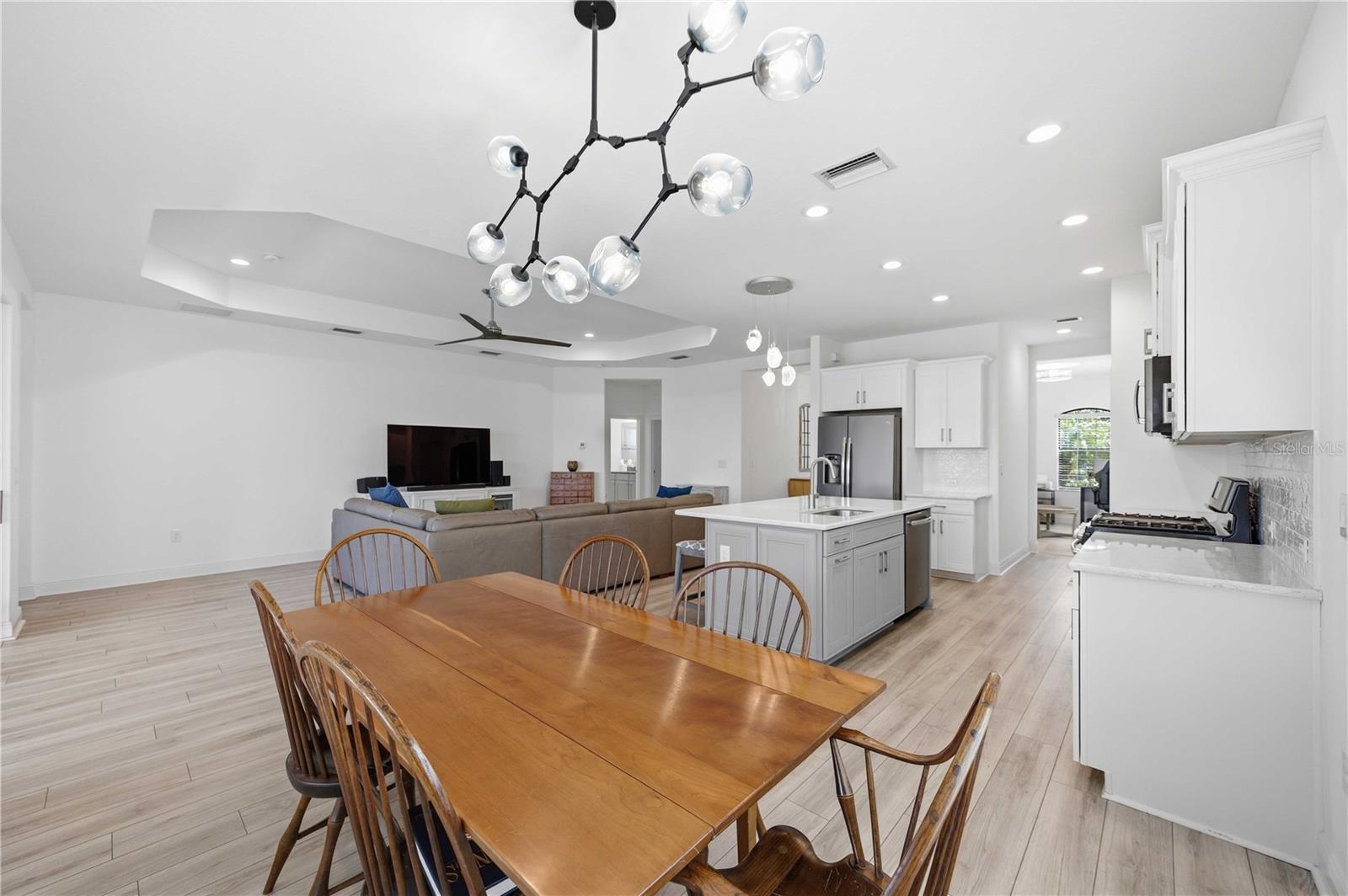 MILANO-PH 2-REPLAT - Residential