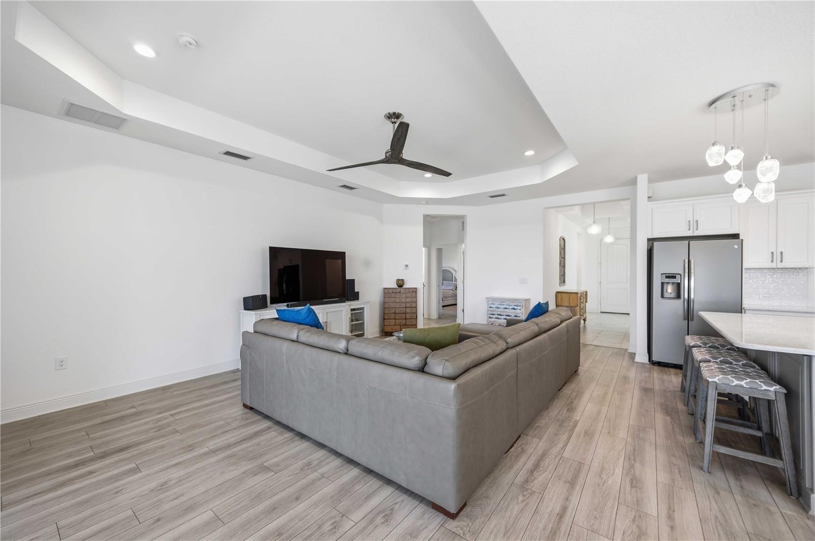 MILANO-PH 2-REPLAT - Residential