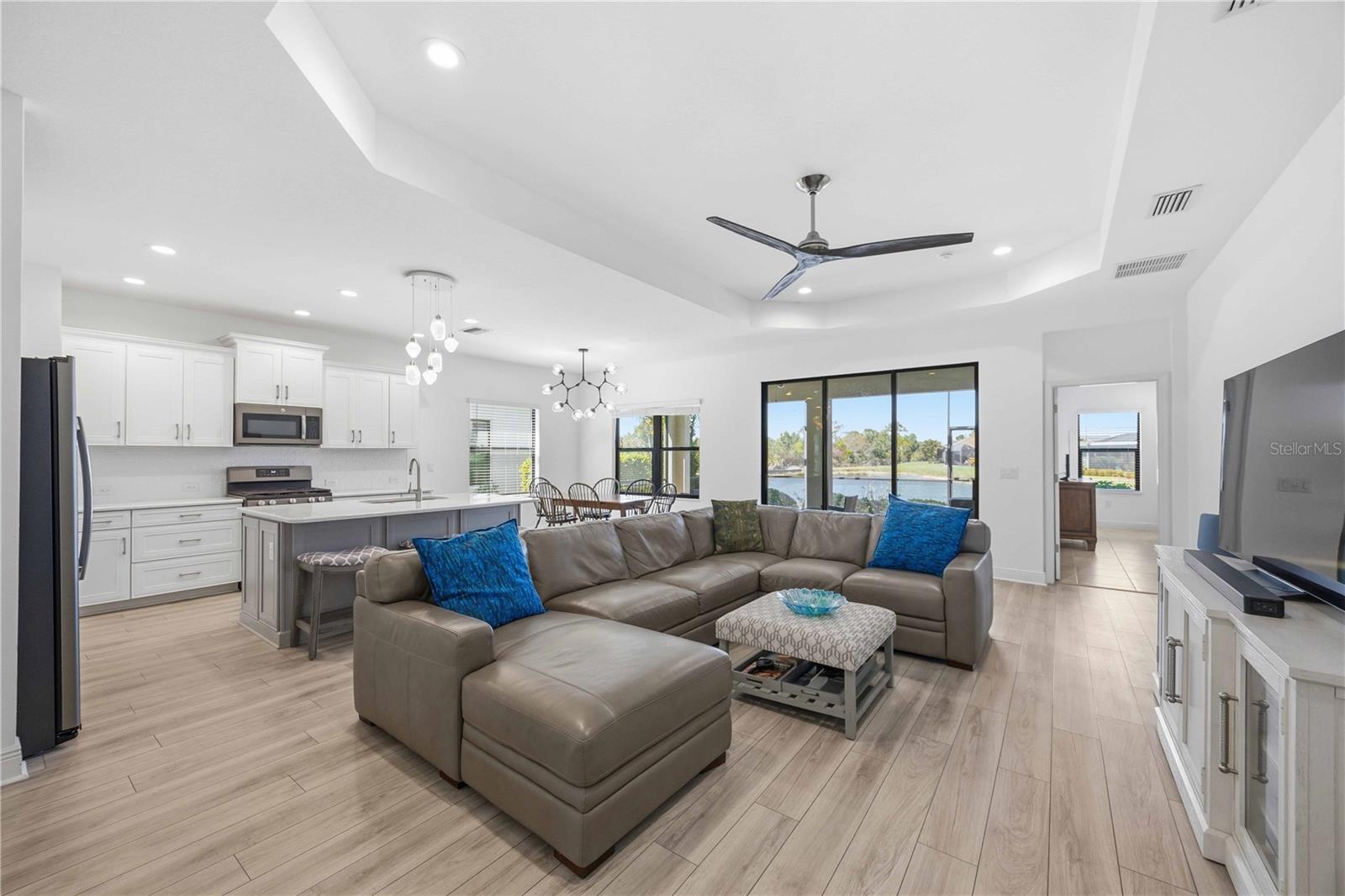 MILANO-PH 2-REPLAT - Residential