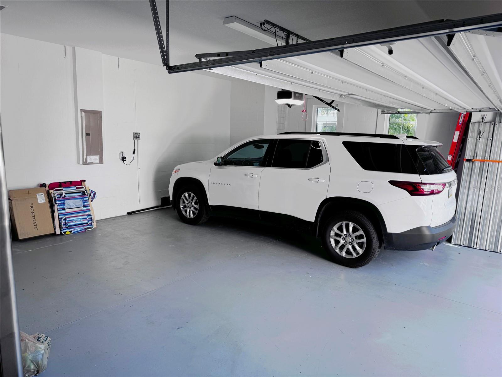 MIRABAY PH 3C-2 - Residential