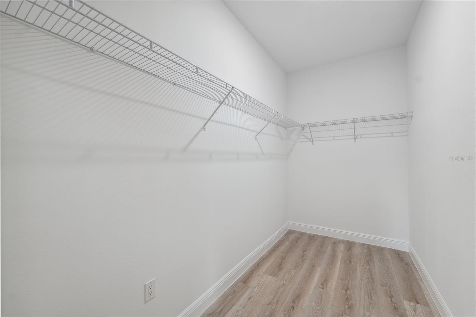 MARION OAKS UN NINE - Residential Lease