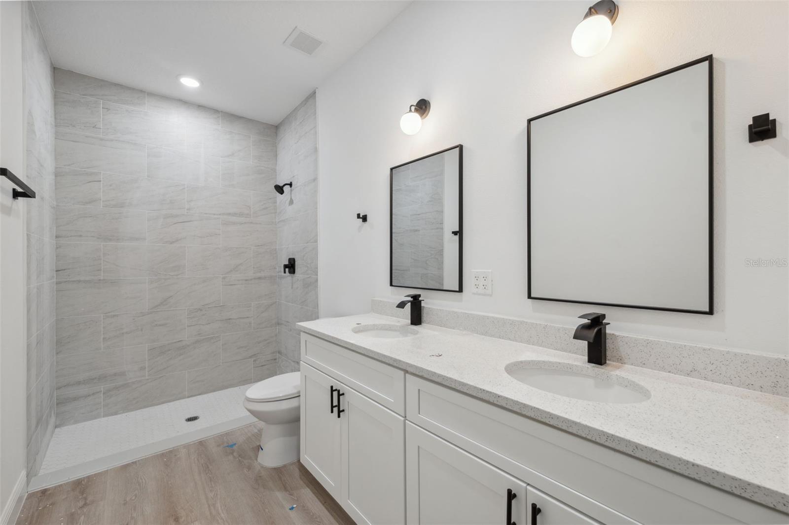 MARION OAKS UN NINE - Residential Lease