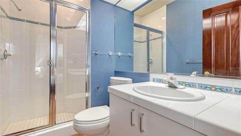 A home in LONGBOAT KEY