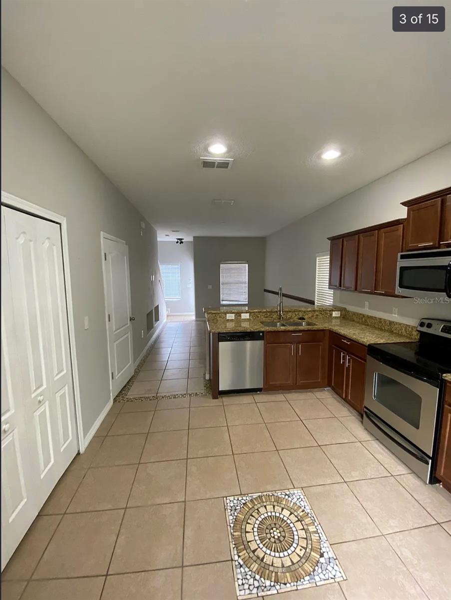 HAMMOCKS - Residential Lease