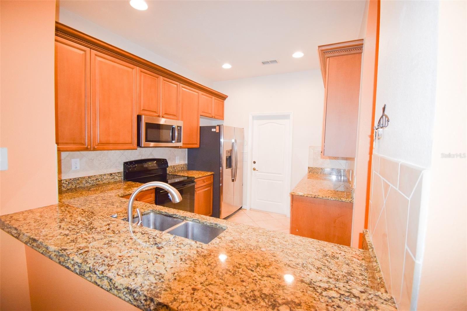 3143 CAPRI ISLE WAY