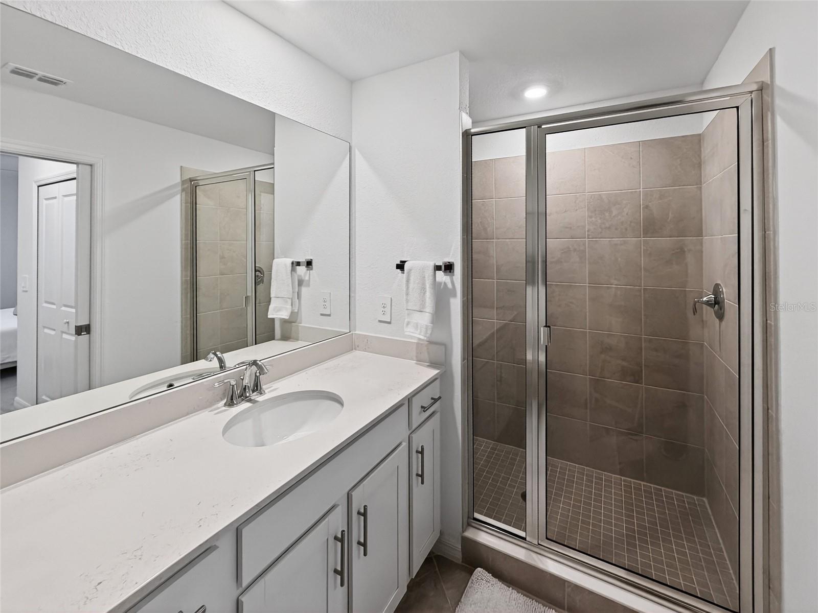 WELLEN PARK GOLF & COUNTRY CLUB - Residential