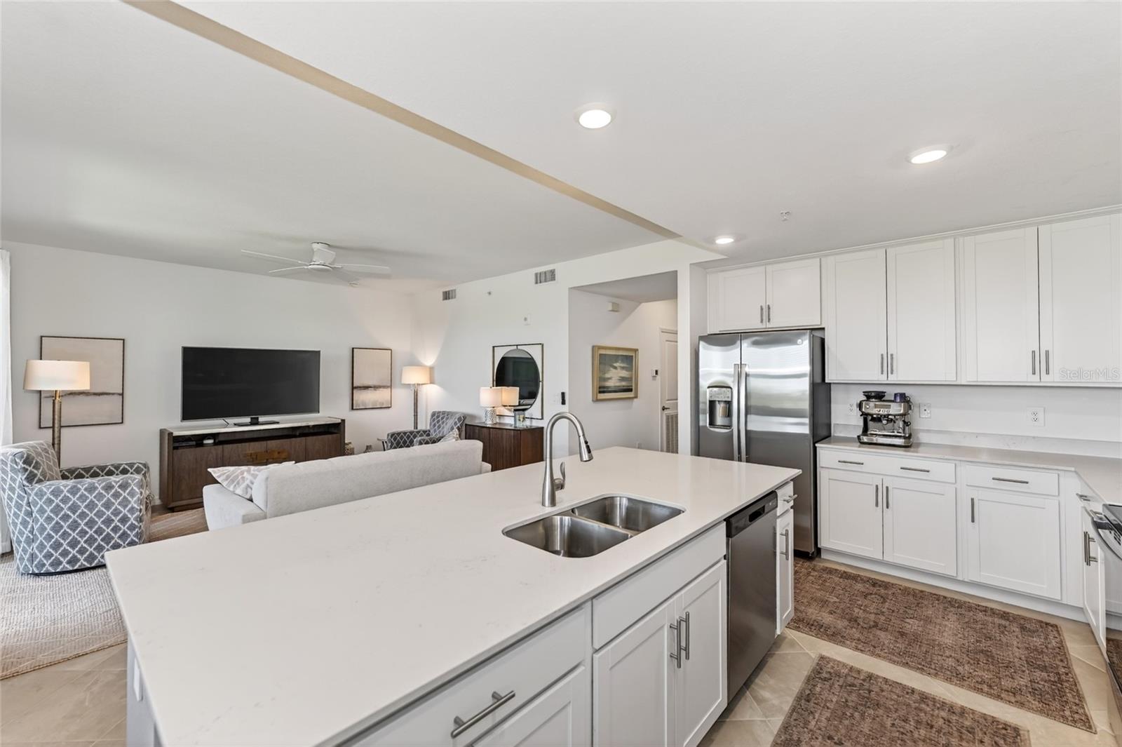 WELLEN PARK GOLF & COUNTRY CLUB - Residential