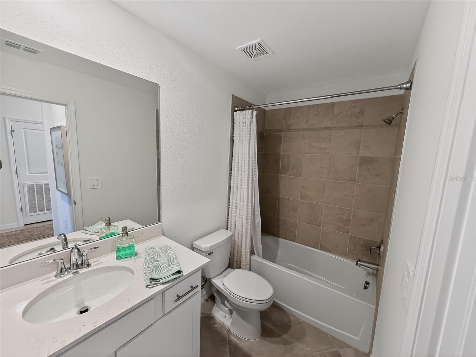 WELLEN PARK GOLF & COUNTRY CLUB - Residential