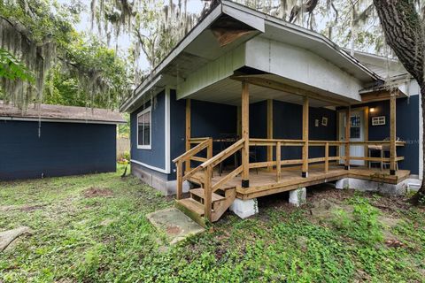 A home in PALATKA