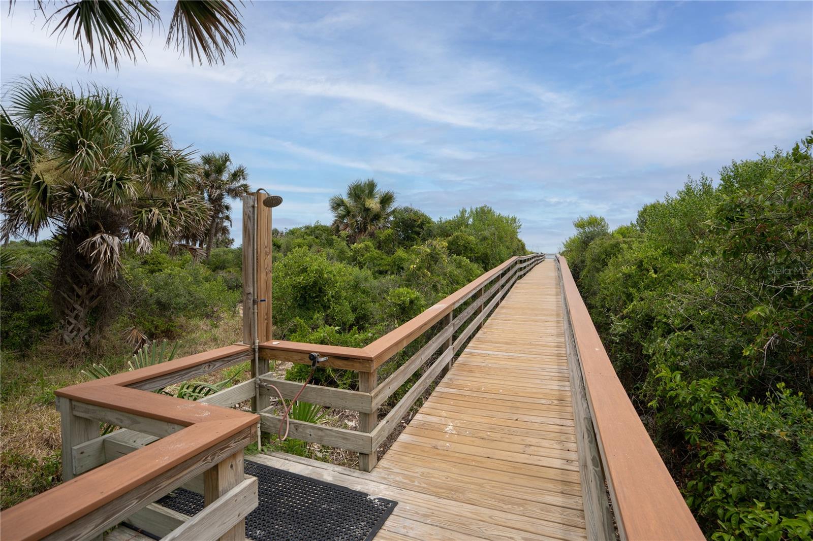 LOS LAGOS - Residential