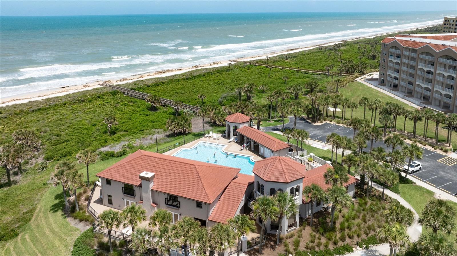 LOS LAGOS - Residential