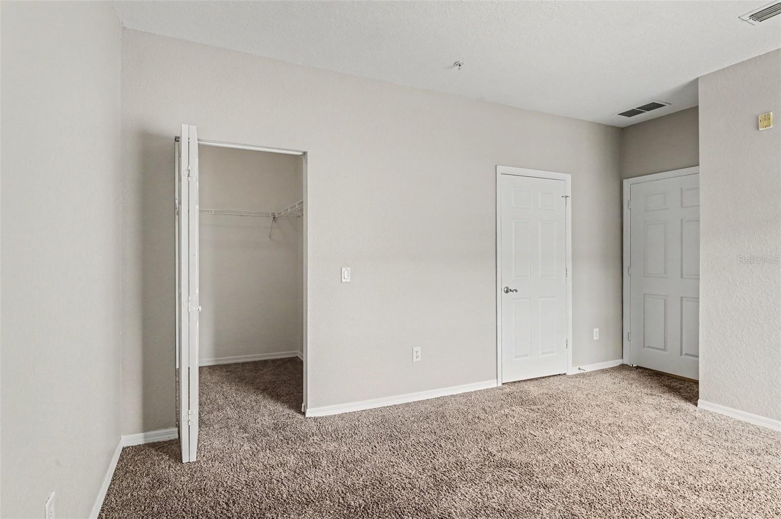 ESTATES AT PARK CENTRAL CONDOMINIUM 8662/3767 UNIT - Residential