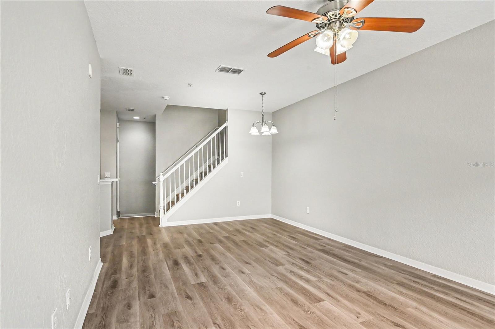 ESTATES AT PARK CENTRAL CONDOMINIUM 8662/3767 UNIT - Residential