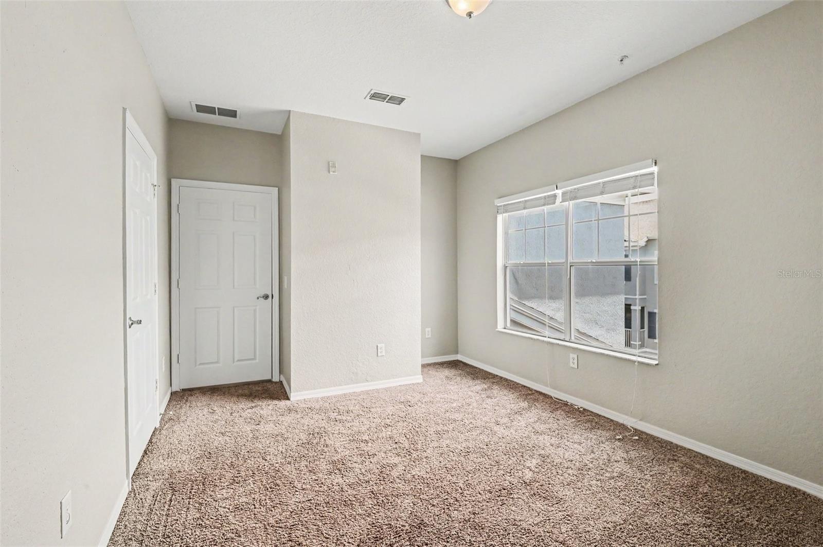 ESTATES AT PARK CENTRAL CONDOMINIUM 8662/3767 UNIT - Residential