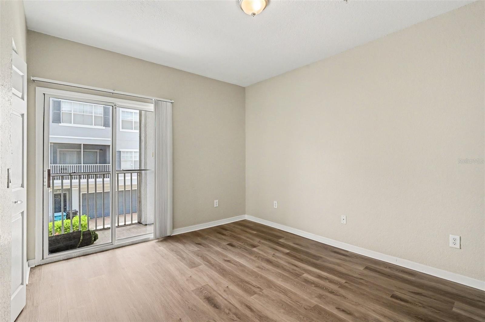 ESTATES AT PARK CENTRAL CONDOMINIUM 8662/3767 UNIT - Residential