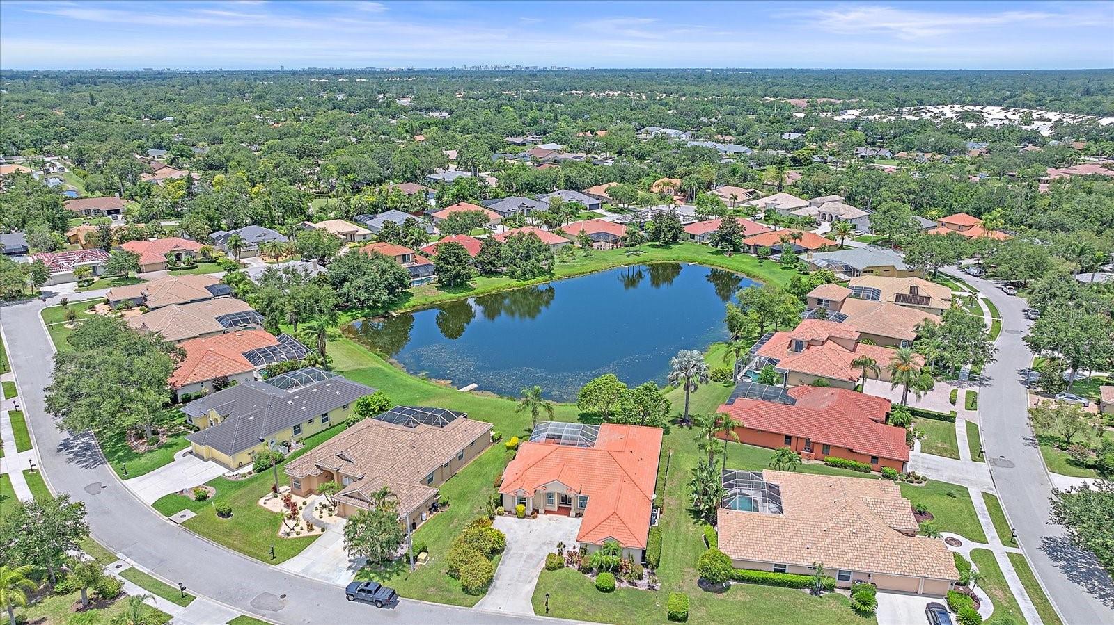 5523 SECLUDED OAKS WAY