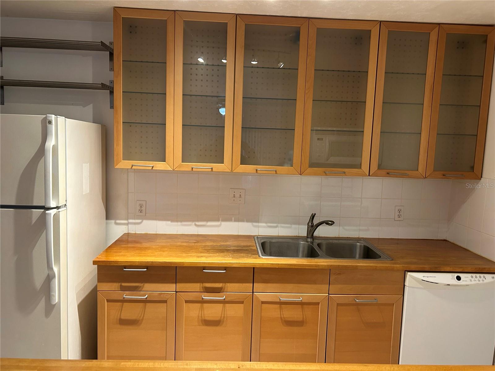 1015 SW 9TH STREET D-2