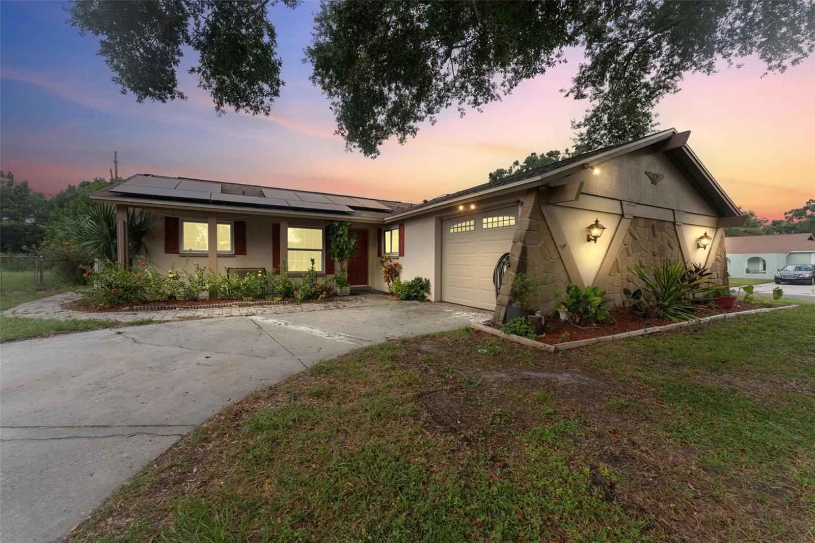 Welcome to 8841 Oak Circle, a spacious 4-bedroom, 2-bath home in the heart of Town N Country! Perfectly situated on a corner lot, this property offers easy access to Tampa International Airport, downtown Tampa, and some of Florida’s best Gulf beaches.
Step outside to your own private oasis—complete with a large inground pool, a pavered patio, and a fully fenced yard, ideal for entertaining, relaxing, or letting pets play freely. Enjoy the benefit of a solar system with an assumable lease, helping keep your monthly electric bills low.
Inside, you’ll find soaring ceilings in the kitchen and living room that fill the home with light and space, plus a large bonus room perfect for a playroom, office, or second living area. The covered patio extends your living outdoors year-round. A 1-car garage provides storage and parking convenience.
With **no HOA**, you’ll have the freedom to bring your camper, boat, or toys right to your property. This home offers the best of Florida living with flexibility, comfort, and an unbeatable location.
Pool homes in this area rarely come available—don’t miss your chance! Priced to sell, this one won’t last long. Reach out today to schedule your own private showing.