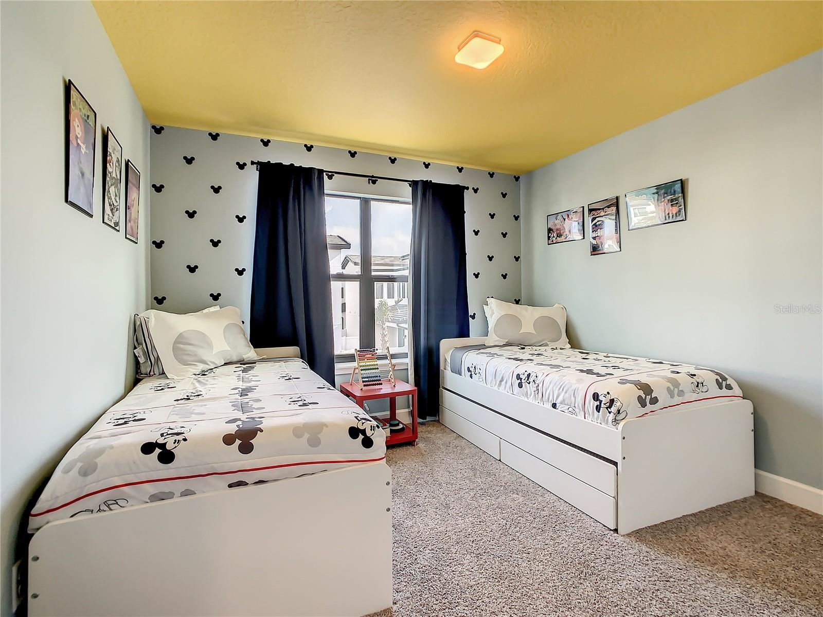 VILLA DOMANI - Residential Lease