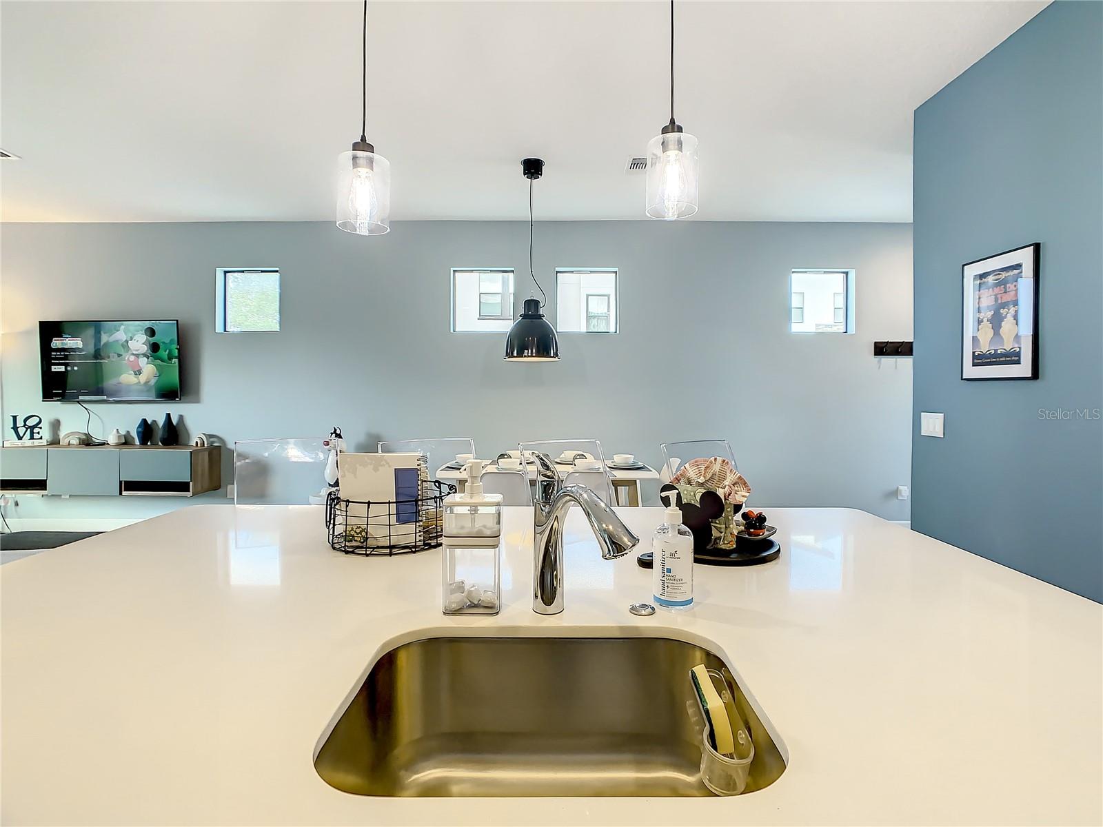 VILLA DOMANI - Residential Lease