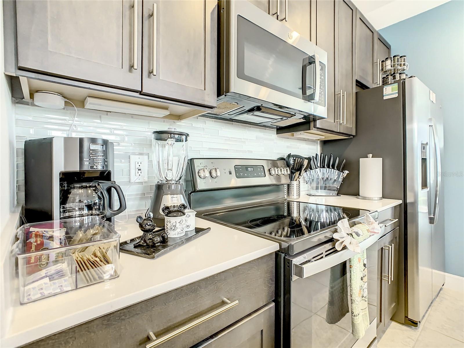 VILLA DOMANI - Residential Lease