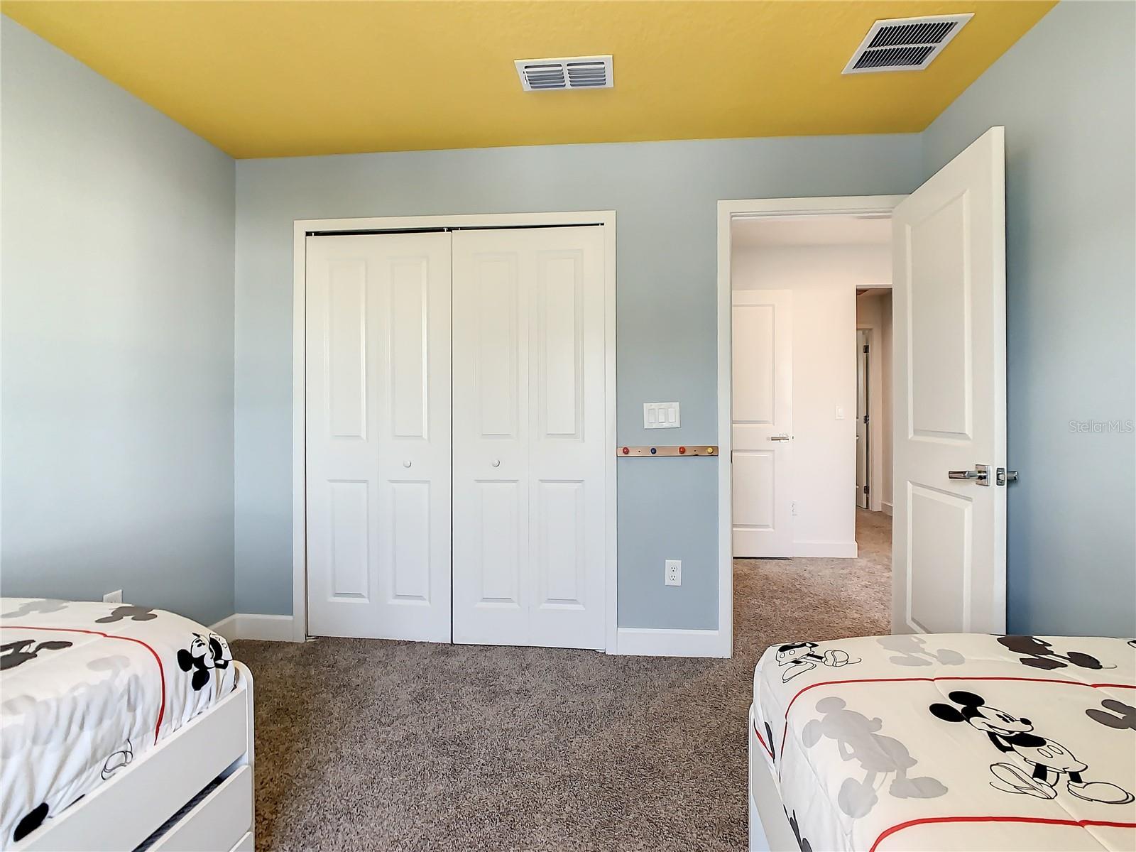 VILLA DOMANI - Residential Lease