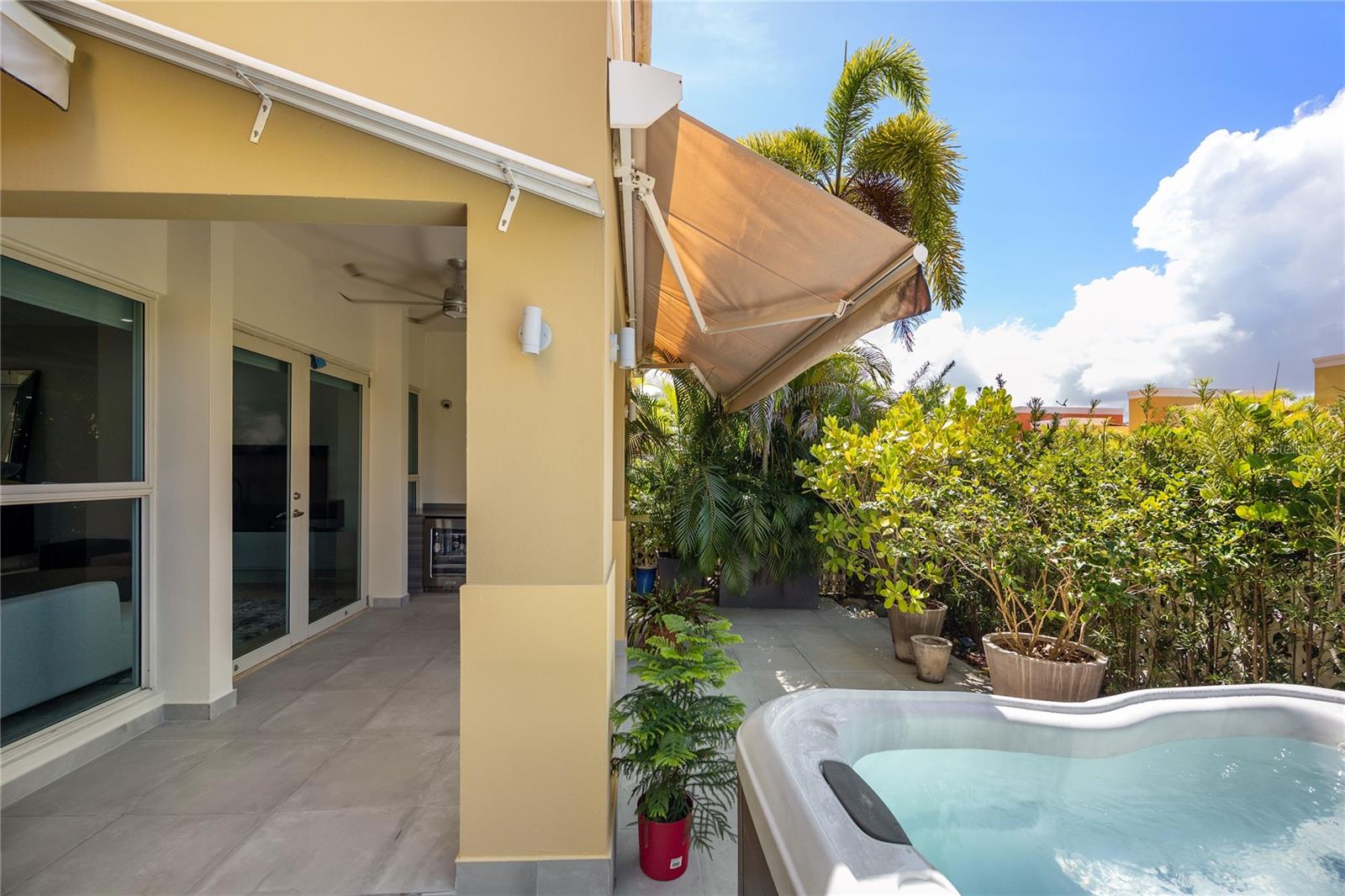 AQUABELLA - Residential