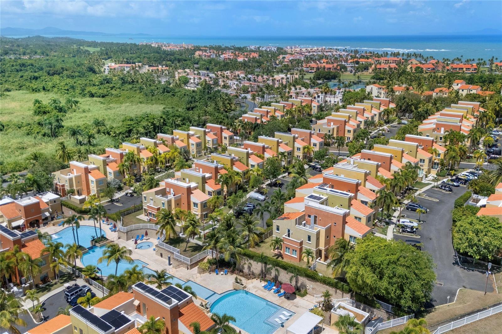 AQUABELLA - Residential
