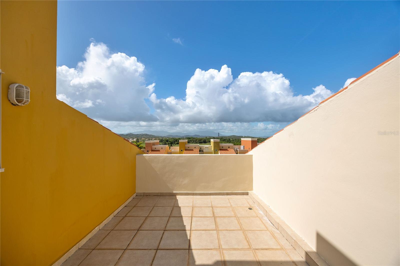 AQUABELLA - Residential