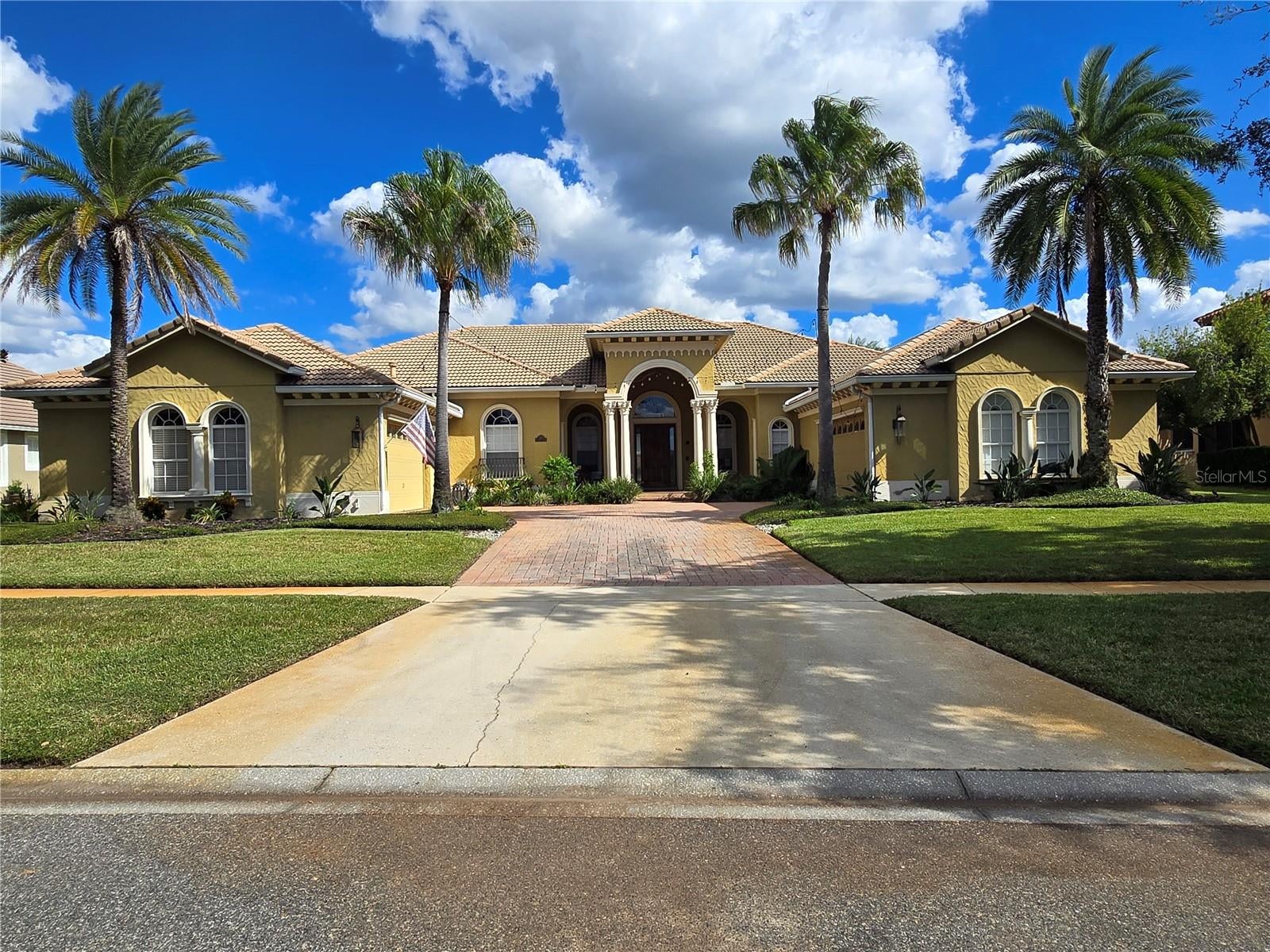 1521 LAKE WHITNEY DRIVE