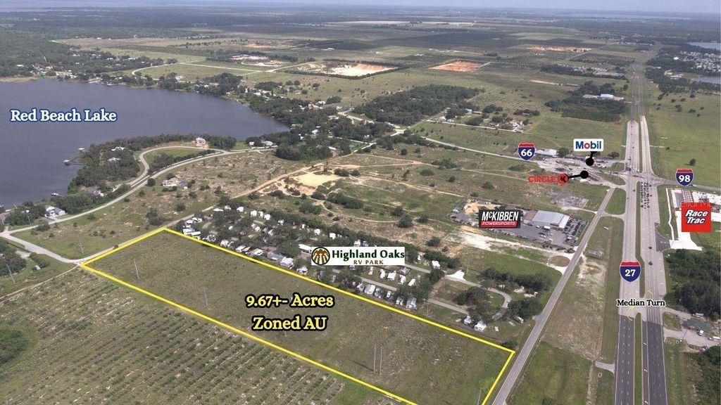 Photo of 7011 Old Plantation Avenue, Sebring, FL 33876 (MLS # L4963837)