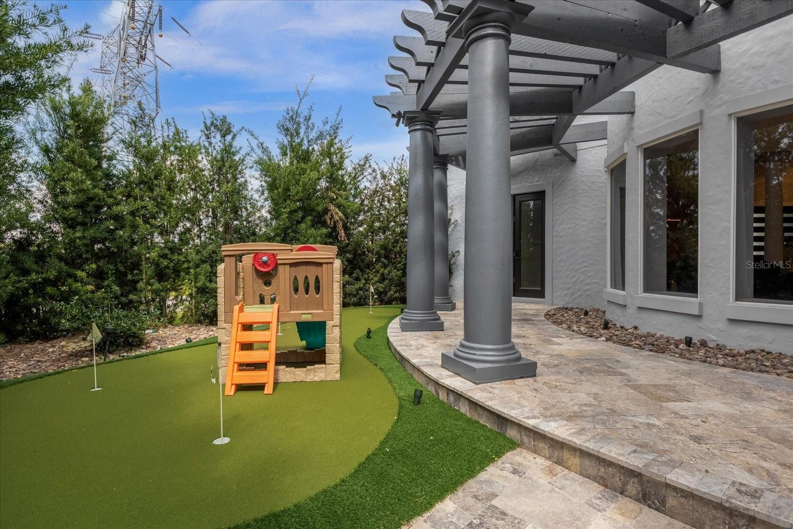 EMERSON POINTE - Residential