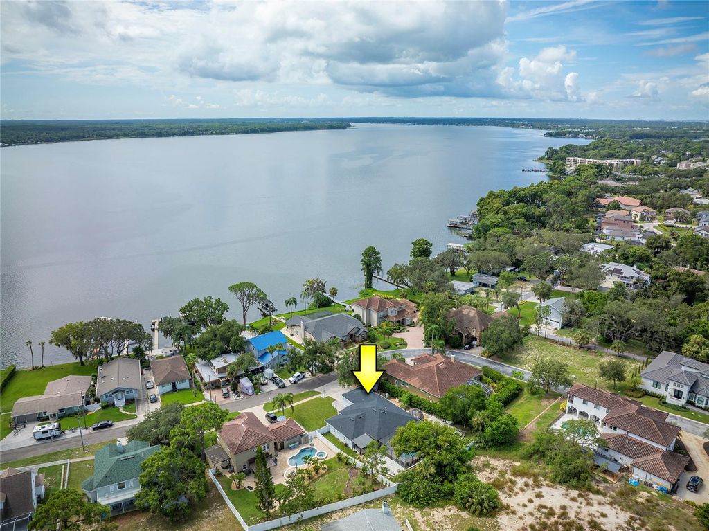 Photo of 1639 Lakeside Drive, Tarpon Springs, FL 34688 (MLS # TB8427217)