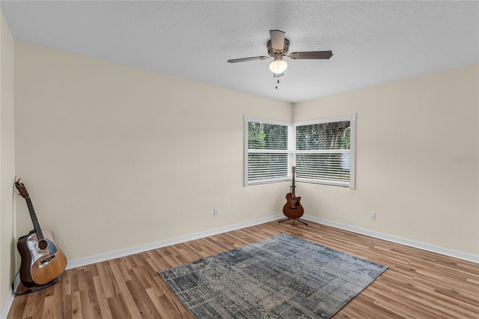 GOLFVIEW - Residential