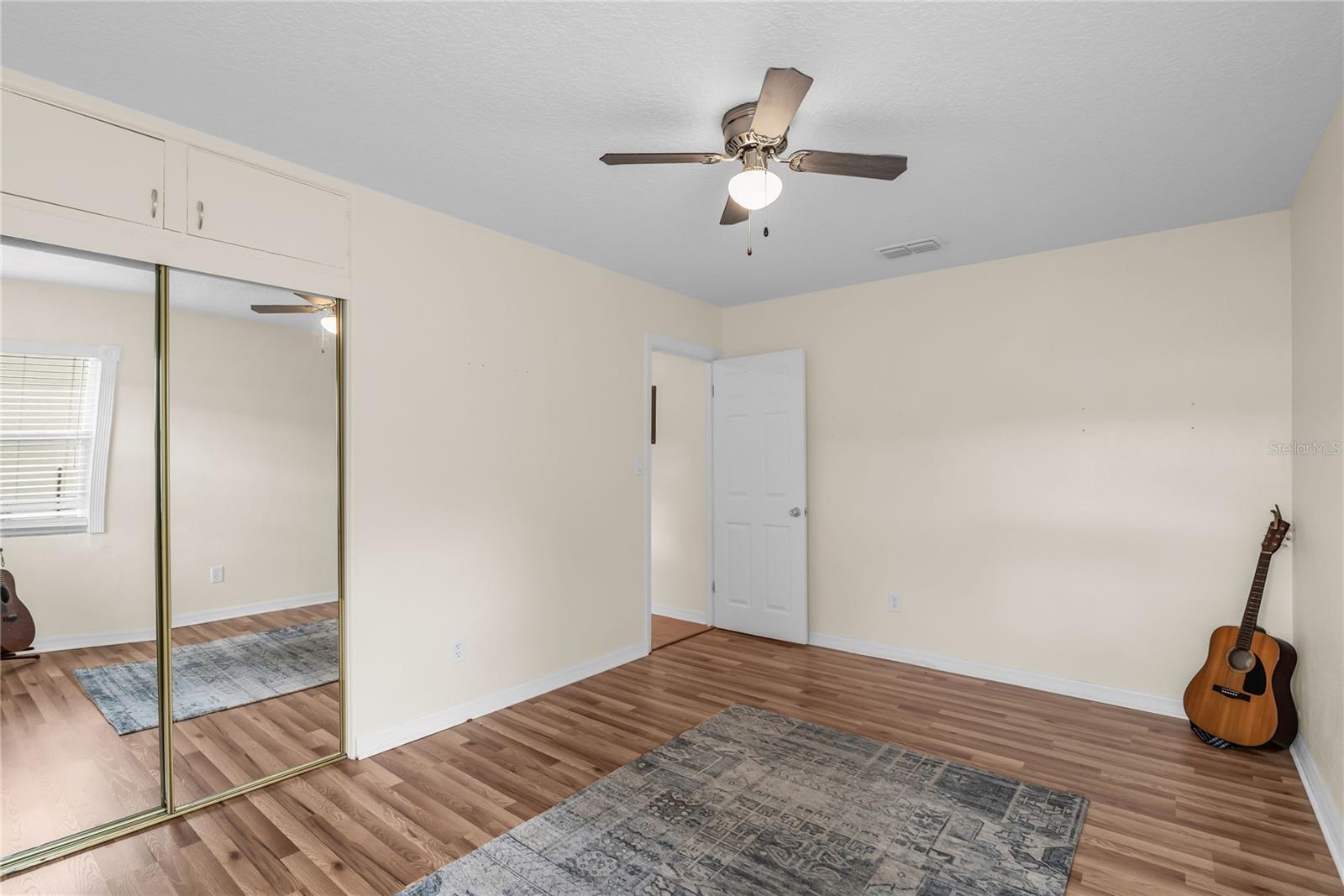 GOLFVIEW - Residential