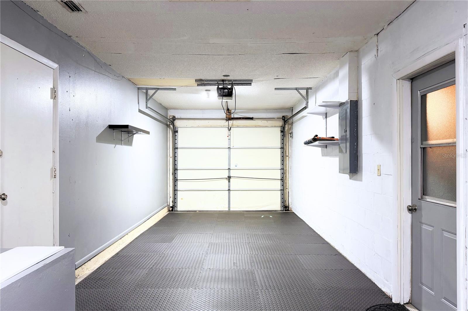 BAYSIDE MEADOWS-PHASE I - Residential