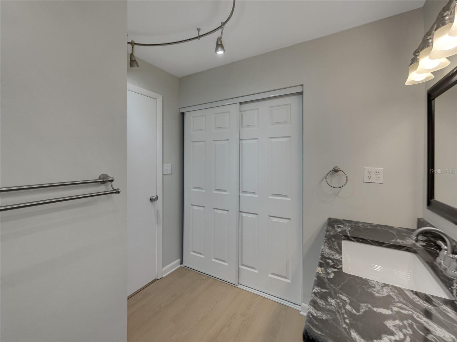 ADAMS RIDGE - Residential