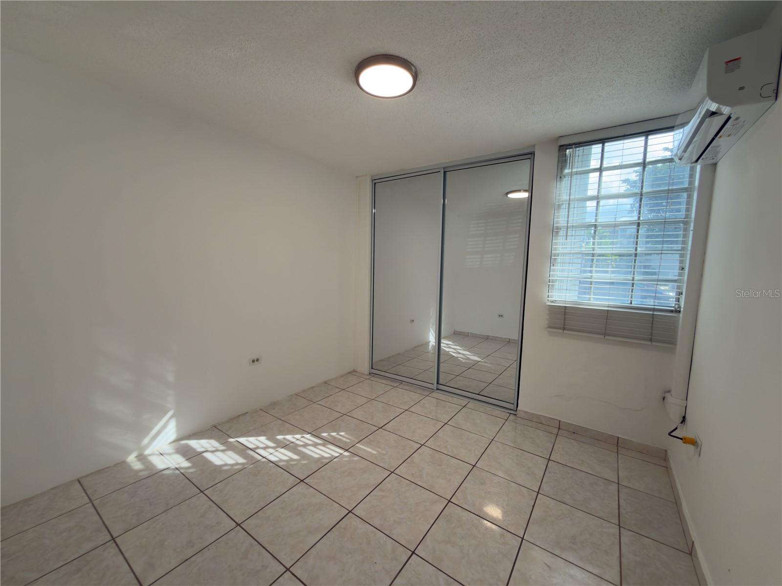 CONDOMINIO COSTA DEL SOL - Residential