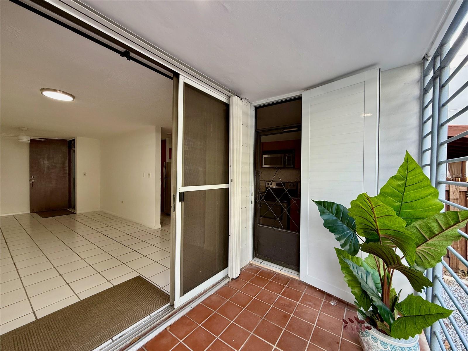 CONDOMINIO COSTA DEL SOL - Residential