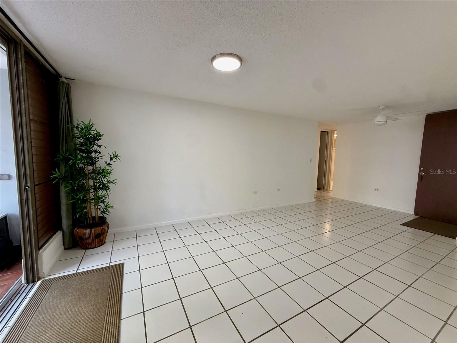 CONDOMINIO COSTA DEL SOL - Residential