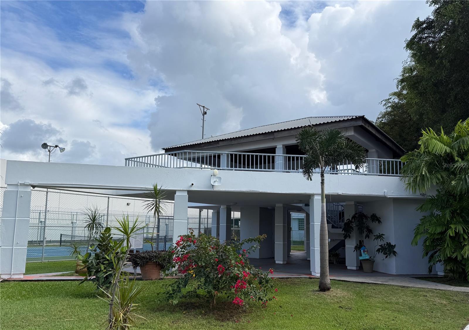 CONDOMINIO COSTA DEL SOL - Residential