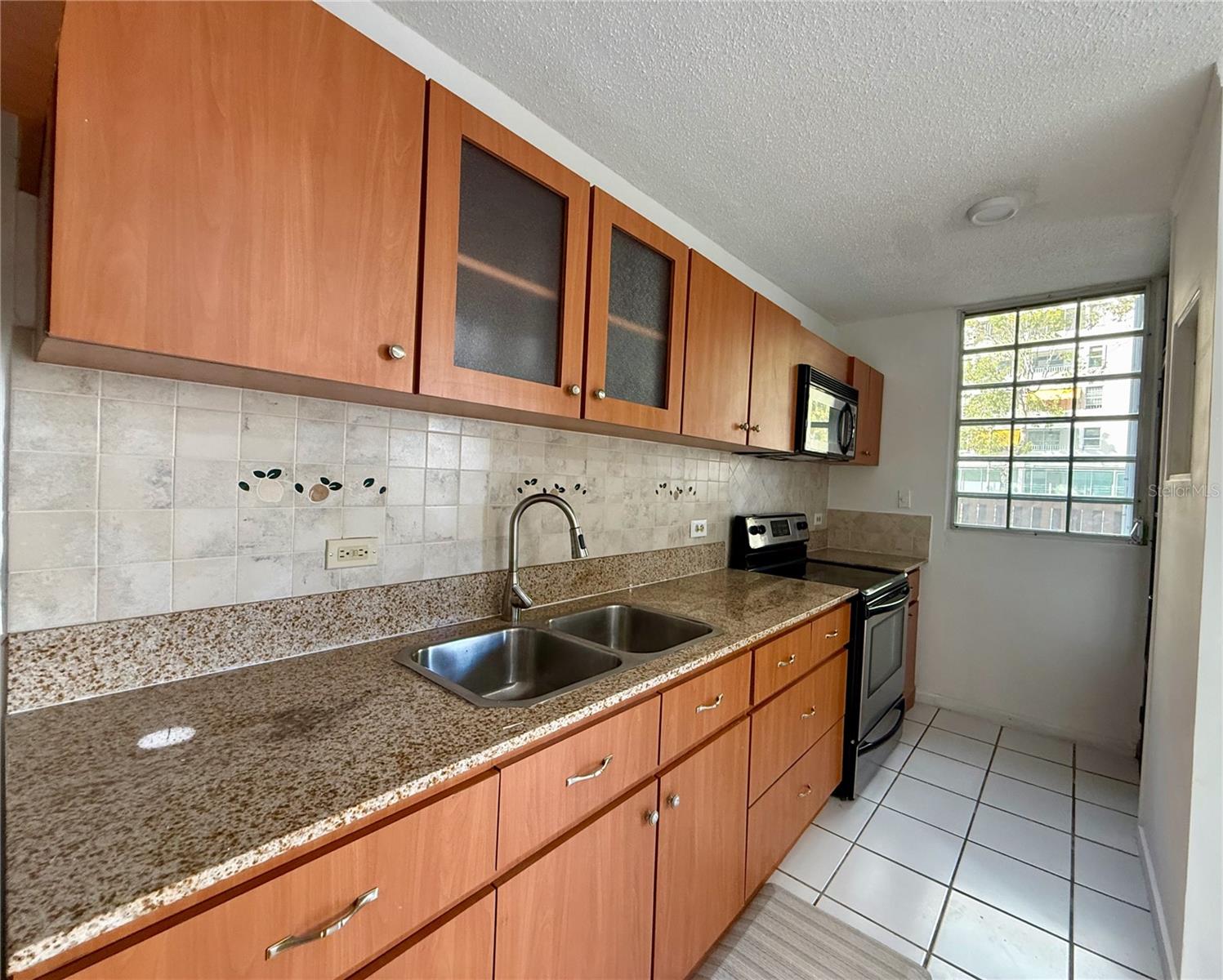 CONDOMINIO COSTA DEL SOL - Residential