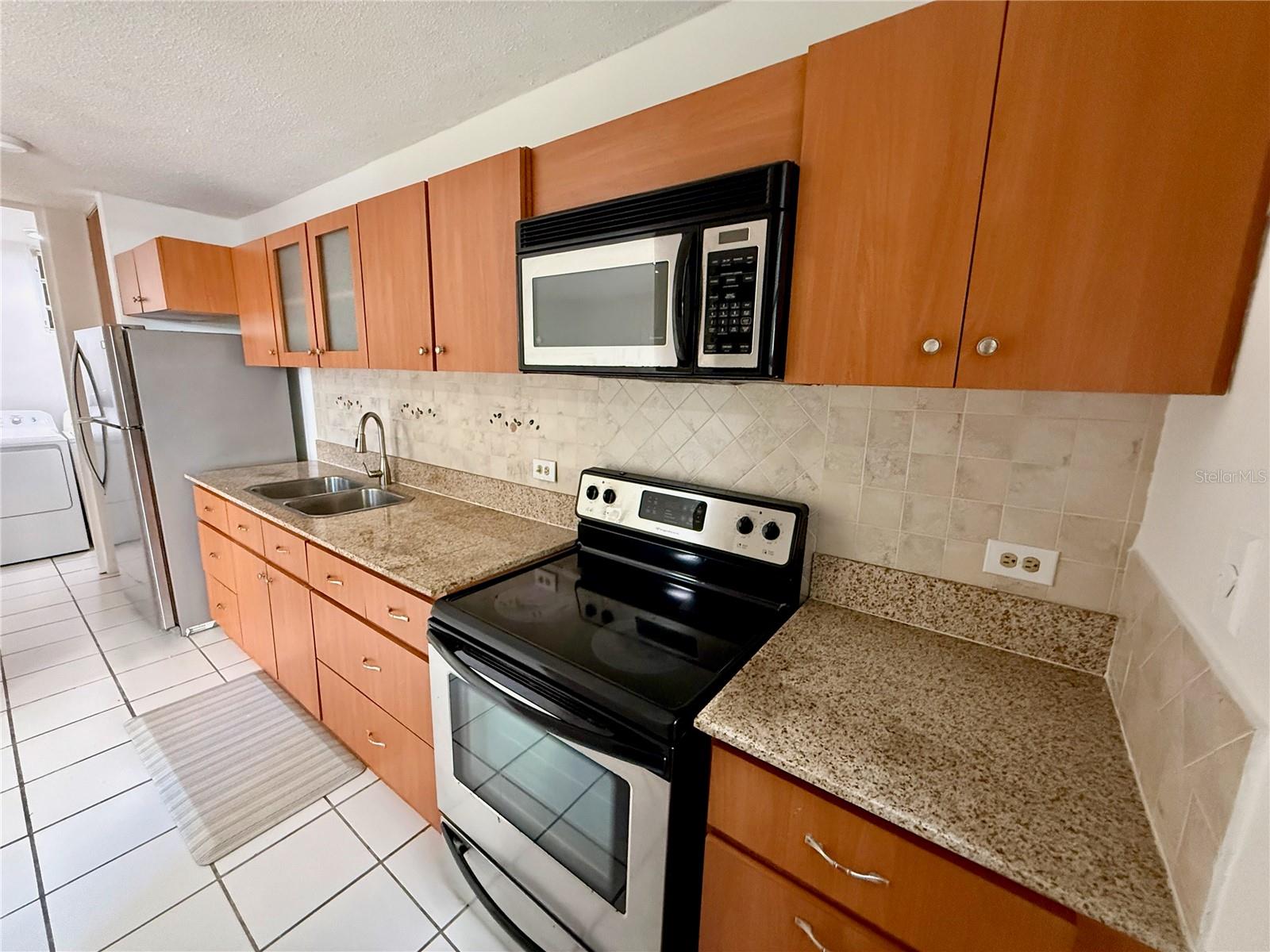 CONDOMINIO COSTA DEL SOL - Residential