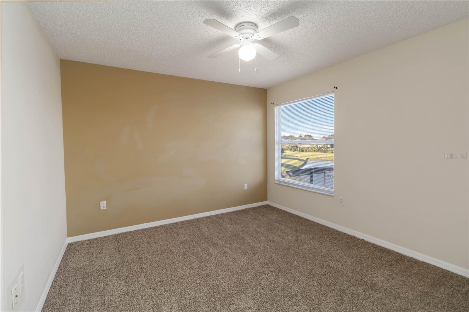 DAHLIA RESERVE AT CRESCENT LAKES - Residential