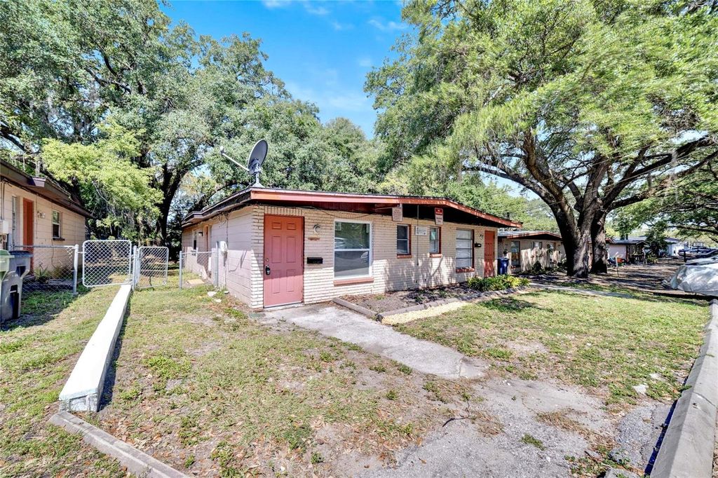 Photo of 8720 N 48th Street, Tampa, FL 33617 (MLS # TB8471903)